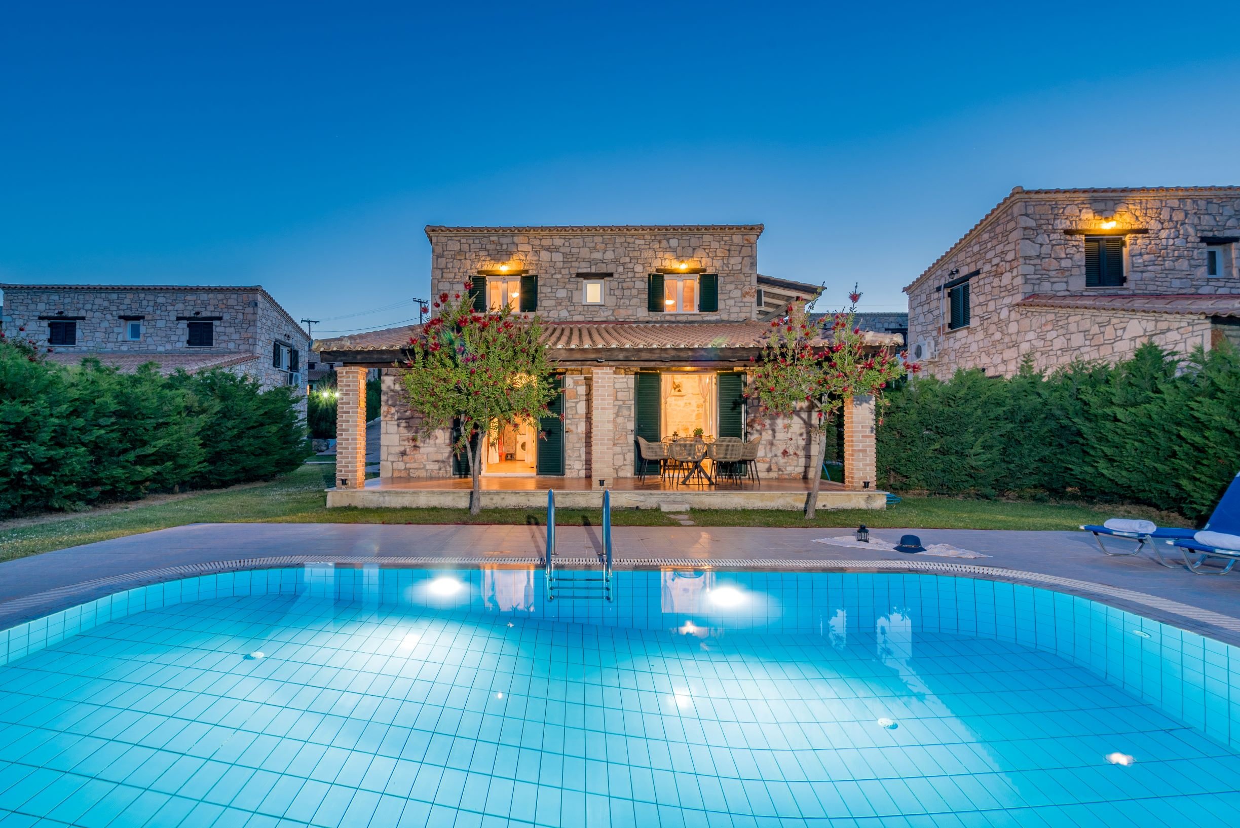 Rizolia Villas-官方