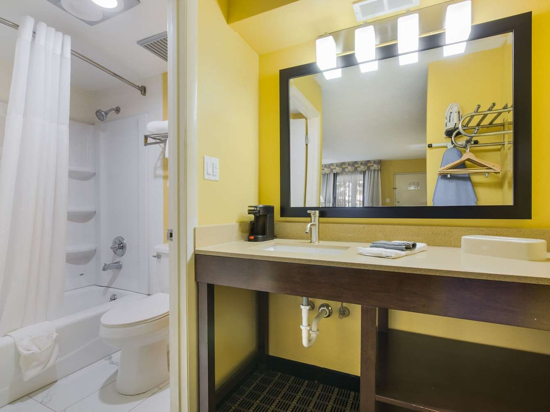 Quality Inn London主图