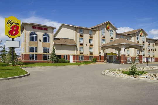 Super 8 by Wyndham Fort St. John BC主图