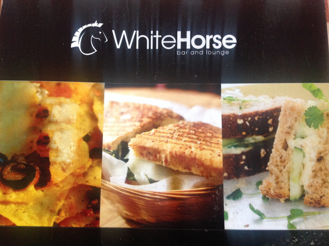 White Horse Bar and Lounge景点图片