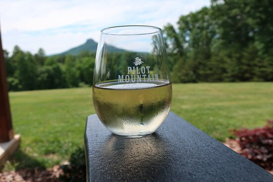 Pilot Mountain Vineyards And Winery景点图片