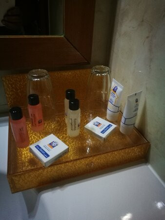 Hocine Hotel主图