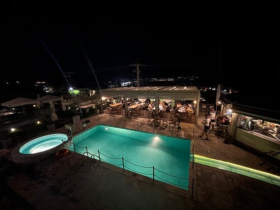 Ntinas Filoxenia Hotel & Spa主图