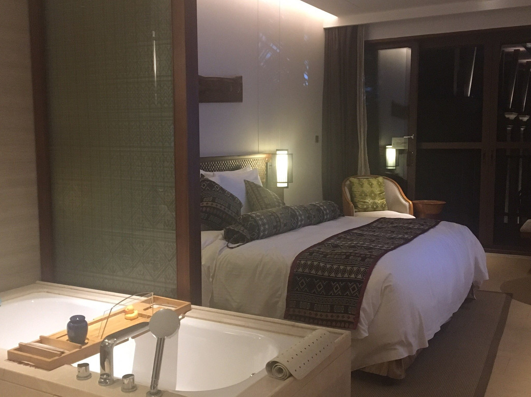 西双版纳融创皇冠假日度假酒店主图