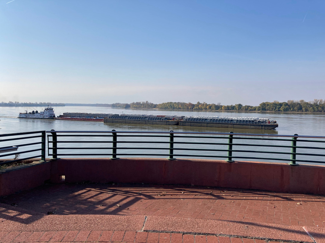 Pigeon Creek Greenway Passage景点图片