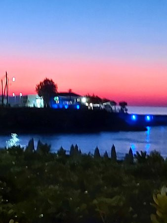 The Island Hotel主图