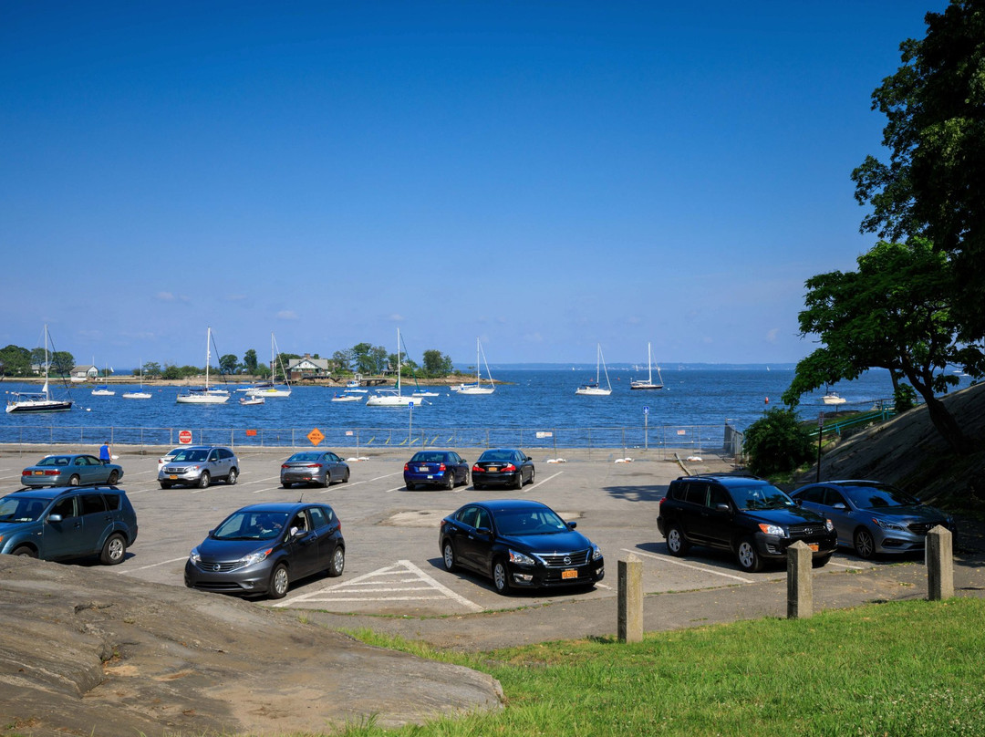 Hudson Park and Beach景点图片