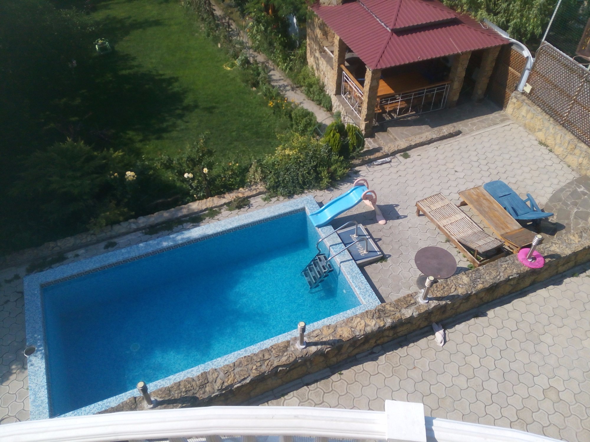 Guest House Russkoye Pomestye-泳池