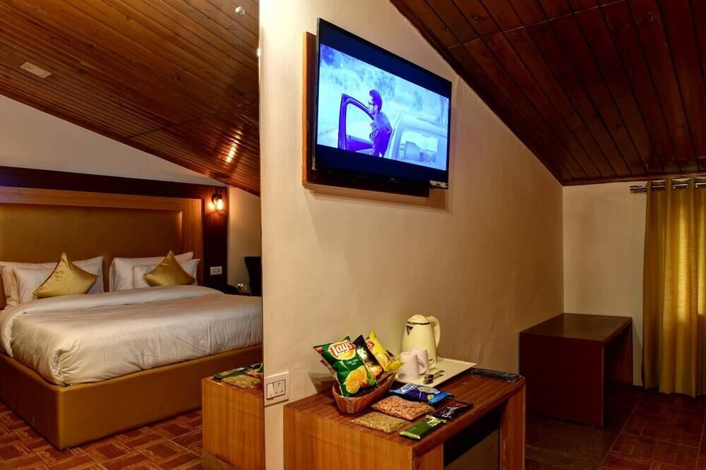 Apurwa Grand Resort And Fun Club