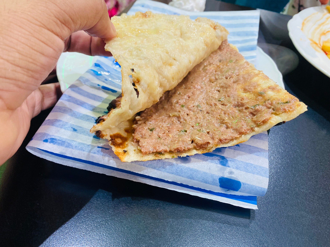 Yaadgaar Restaurant And Sweets