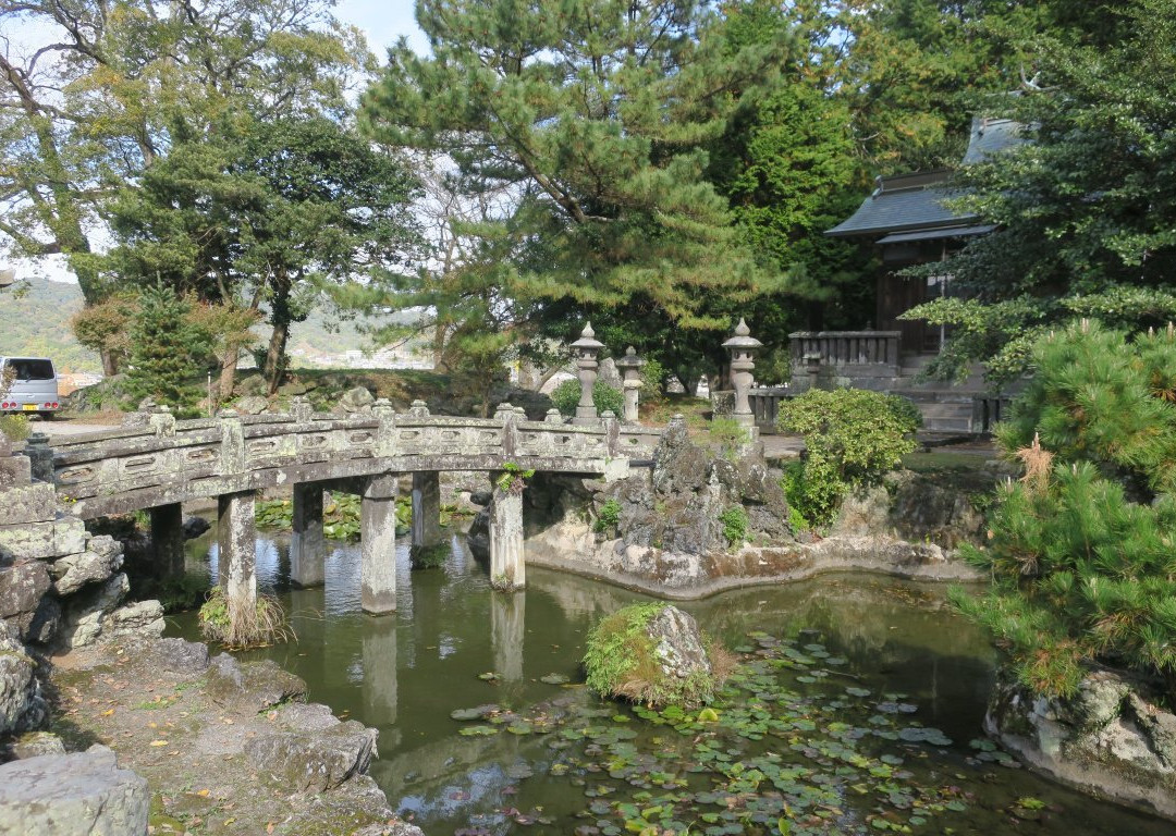 Usuki Gokoku Shrine景点图片