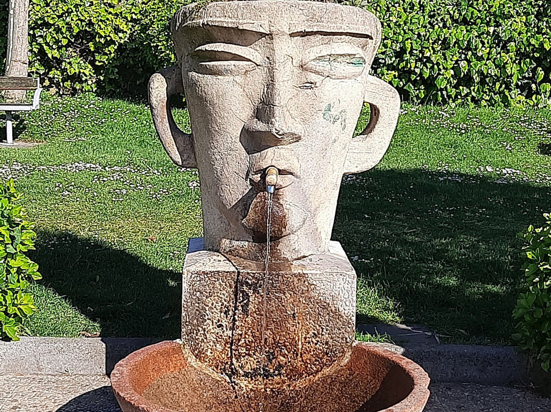 Fuente Cabezón