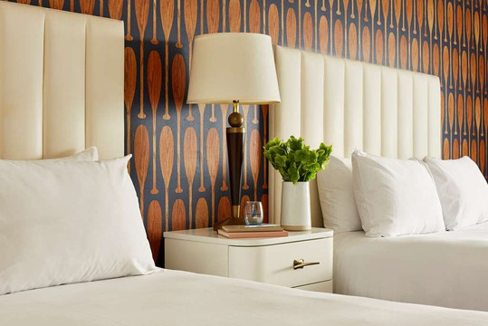 周伊德维乌尔海滨酒店主图