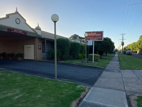 曼妮福德汽车旅馆主图