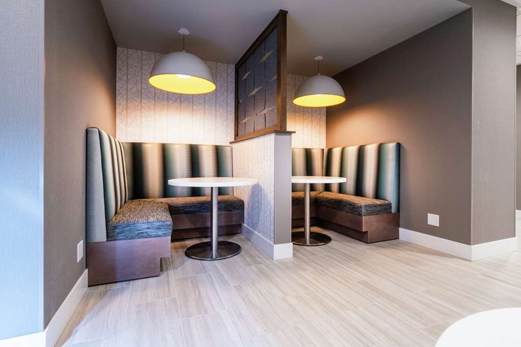 Hampton Inn & Suites Santa Maria主图