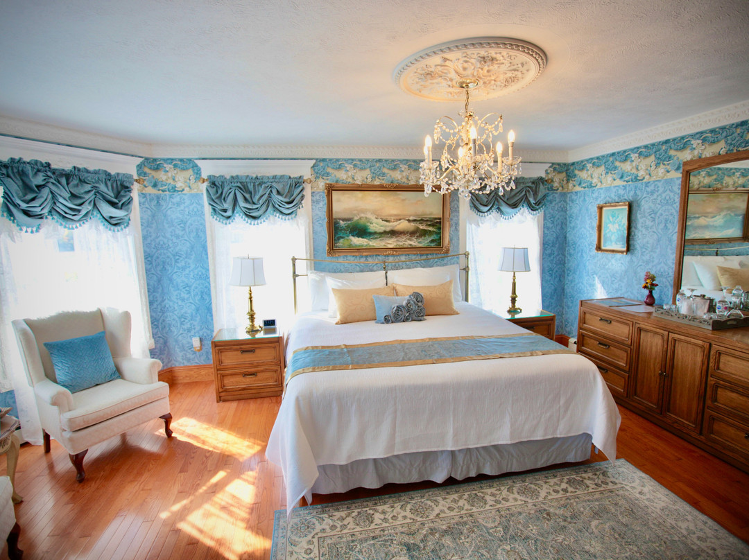 Twin Peaks Bed & Breakfast主图