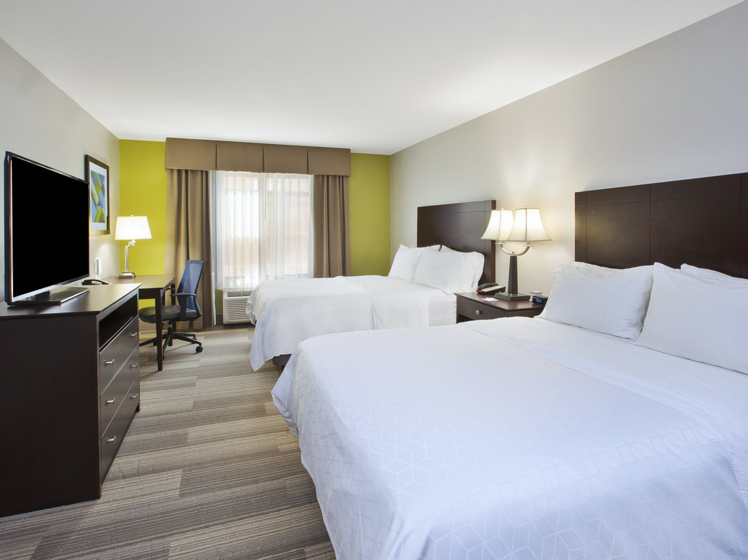 Holiday Inn Express & Suites Niles by IHG主图