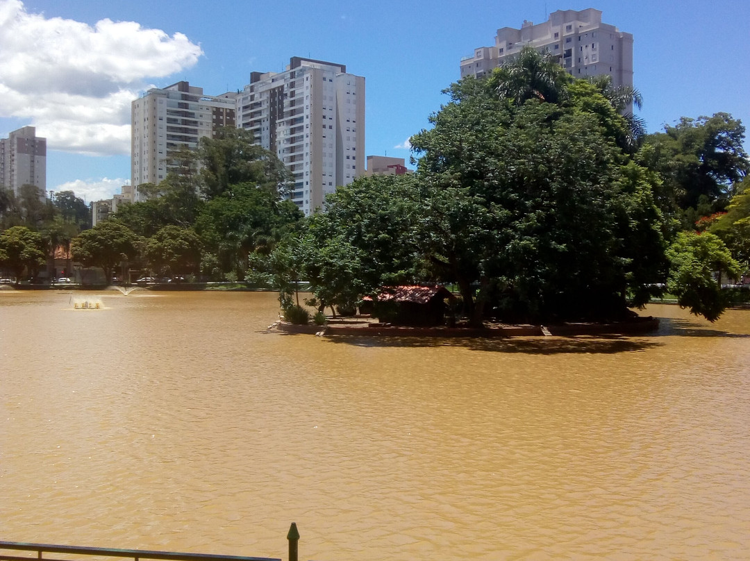 Lago dos Patos-瓜鲁柳斯必去景点
