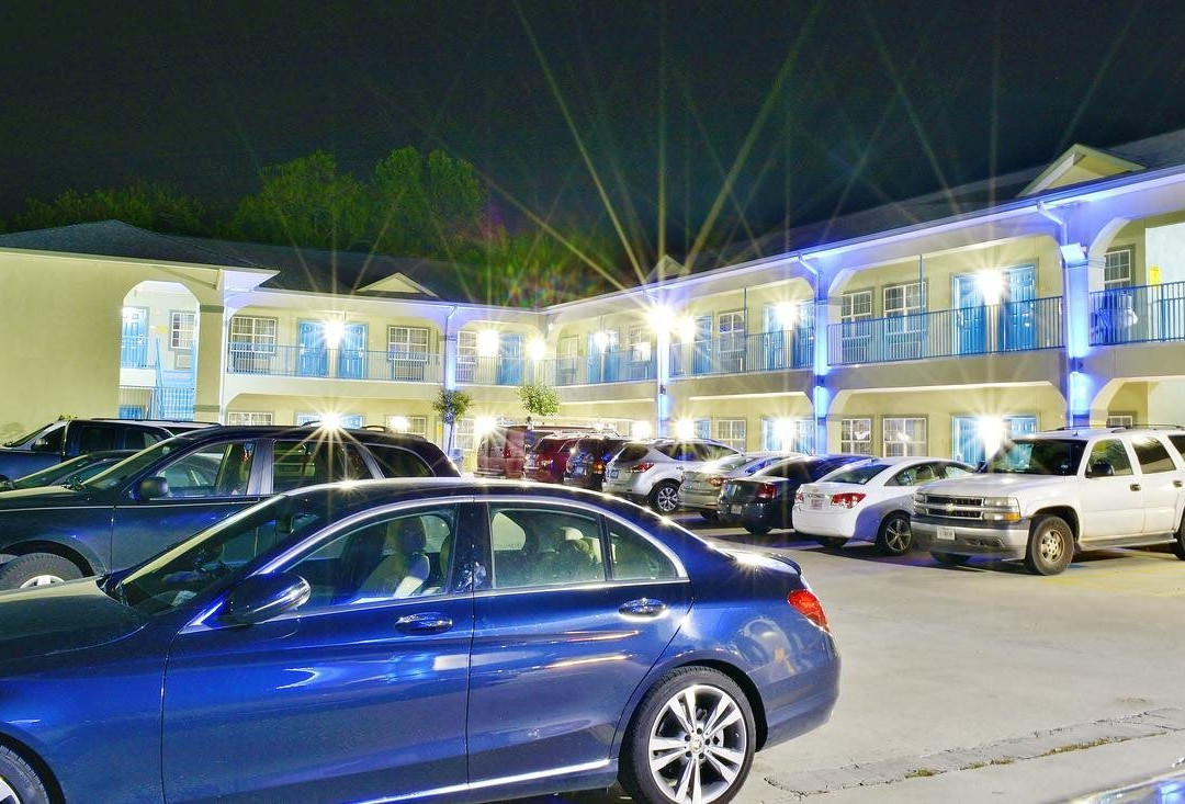 Scottish Inns & Suites Alvin主图