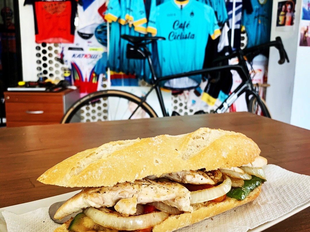 Cafe Ciclista-德尼亚必去景点