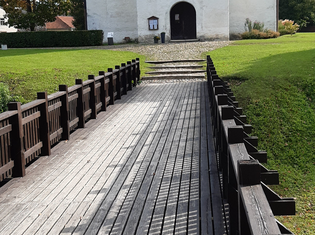 St. John's Church-维尔扬迪必去景点