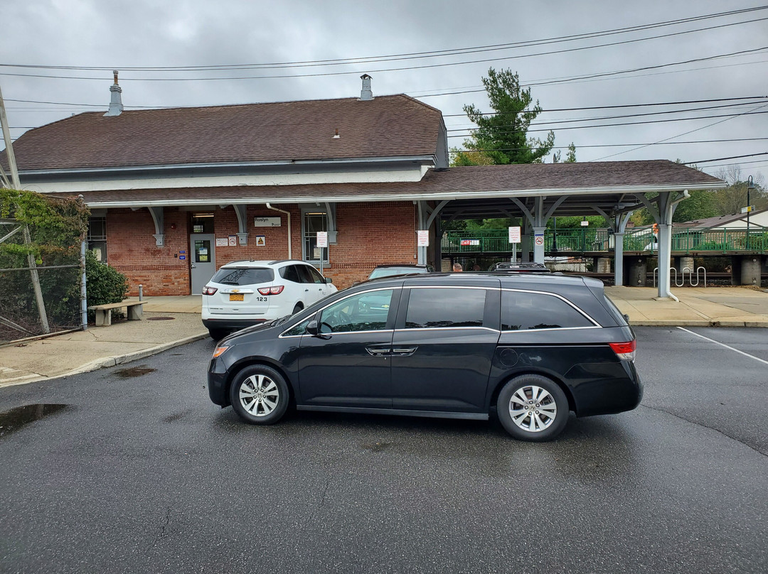 Roslyn Taxi And Airport Service