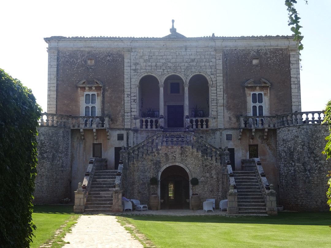 Castello Marchione-孔韦尔萨诺必去景点