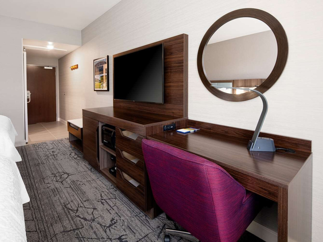 Hampton Inn & Suites - Gilroy, Ca主图