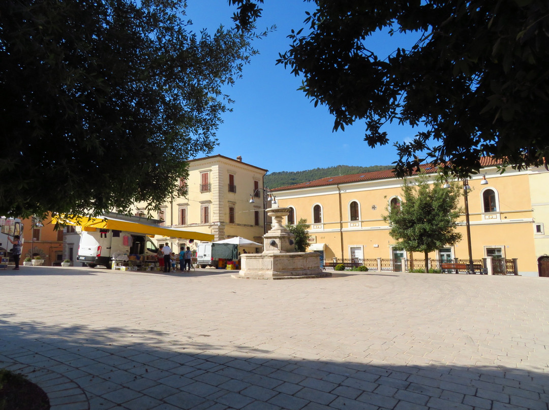 Piazza del popolo Cittaducale-Cittaducale必去景点