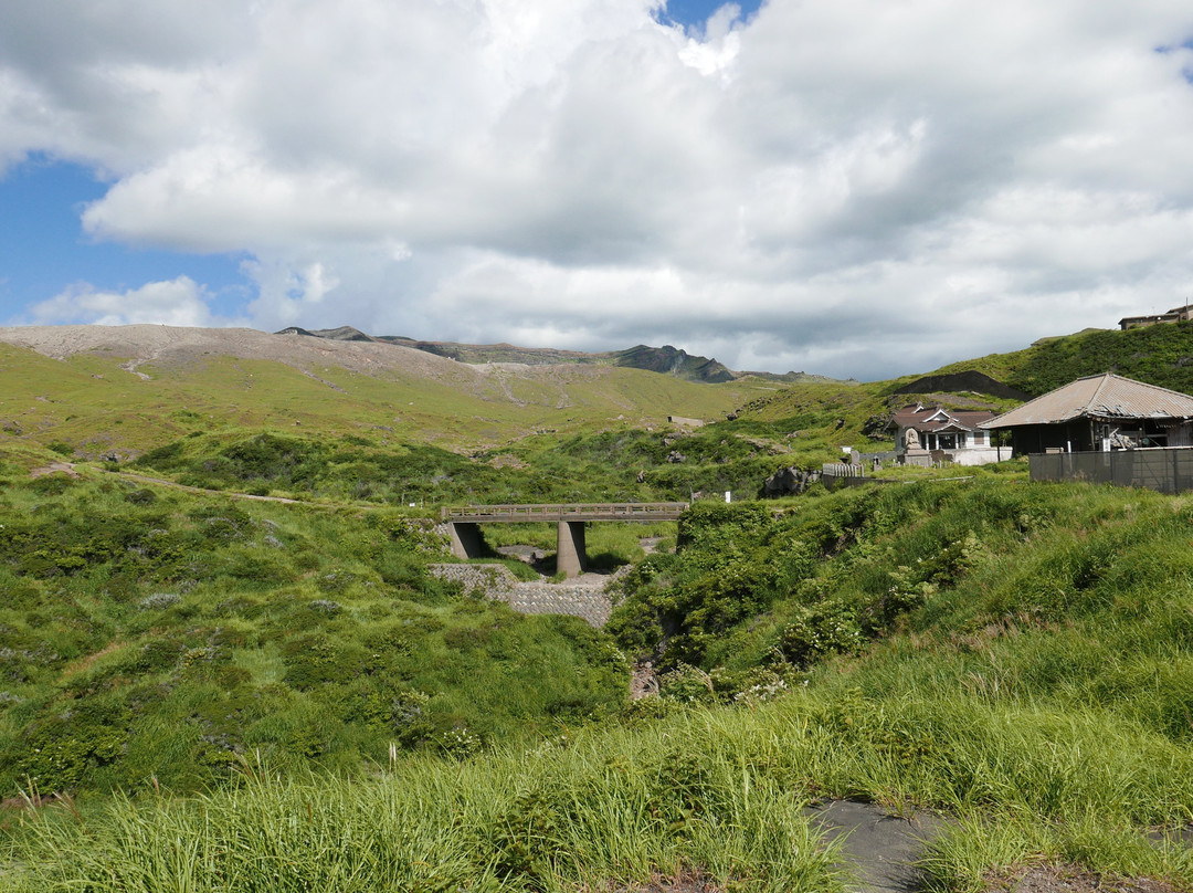 Mt. Asosan Main Hall Saigandenji Okunoin-阿苏市必去景点