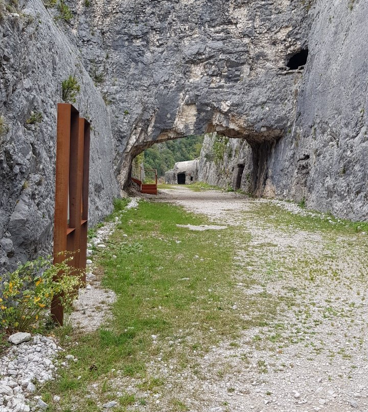 Forte Pozzacchio-Pozzacchio必去景点