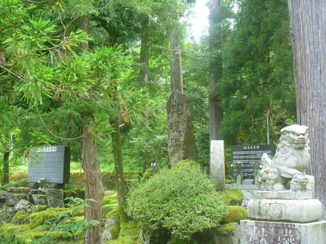 Suba Amami Shrine景点图片