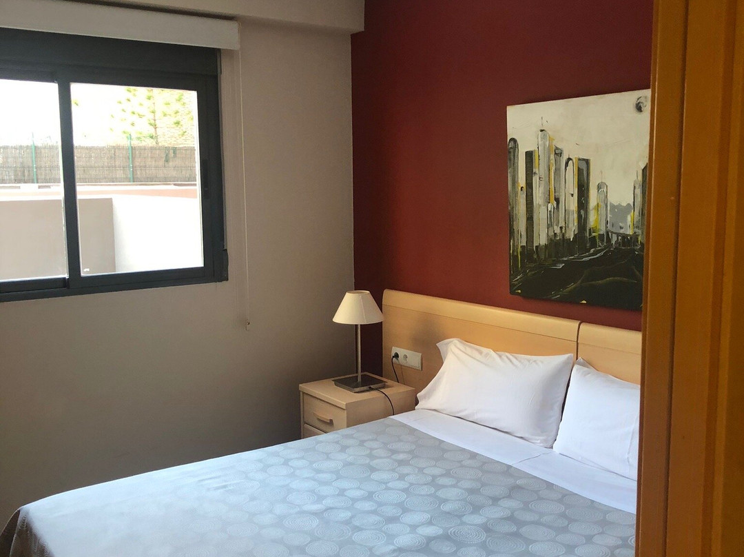 Apartamentos Plaza Picasso主图