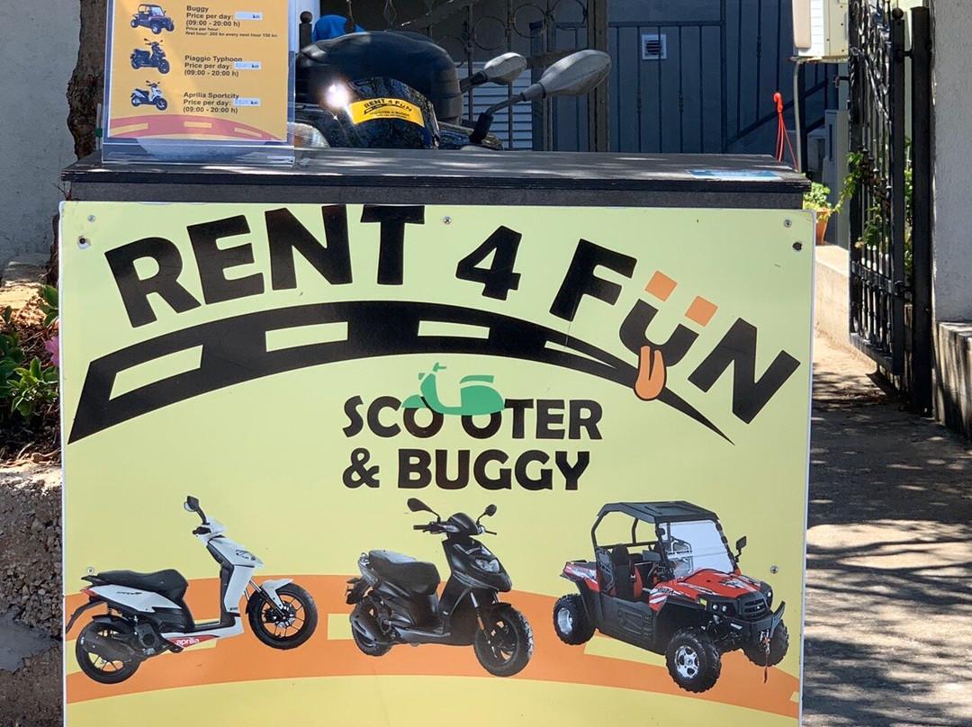 Rent 4 Fun- Scooter Rental Hvar景点图片