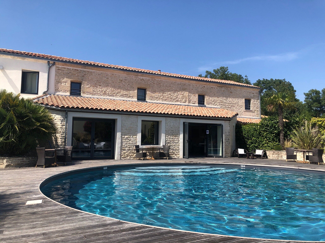 Hotel The Originals Niort La Grange主图