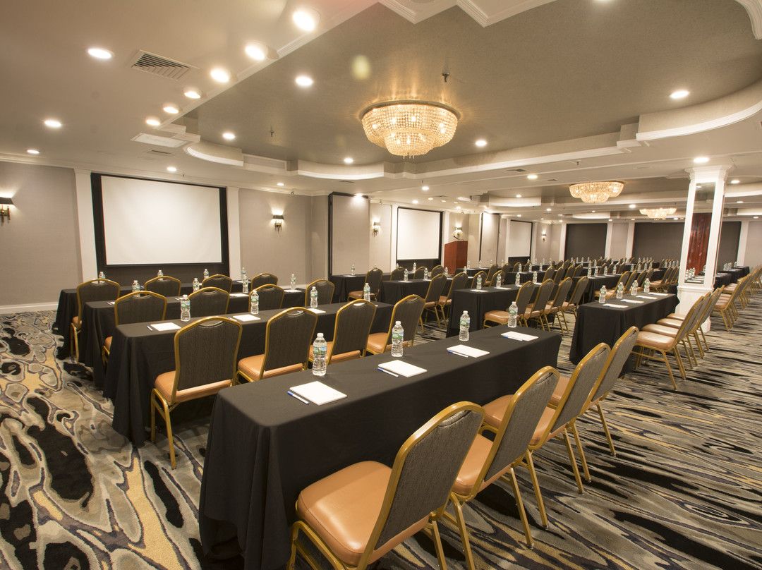 亚德里亚酒店和会议中心主图