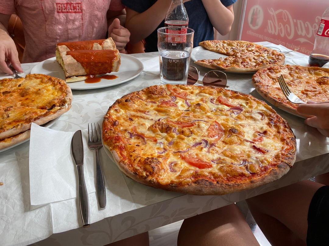 Demir Kebab Pizzeria