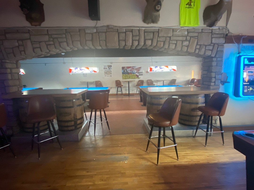 HoggPen Bar and Grill景点图片