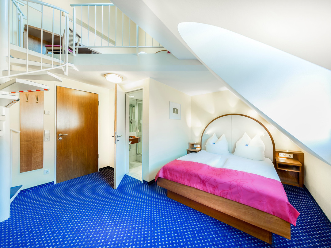 施勒公园酒店主图