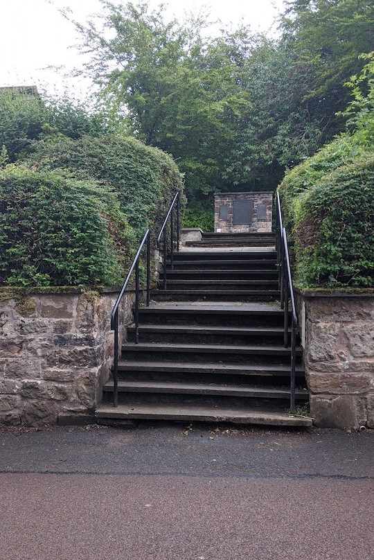 Howwood Garden Of Remembrance景点图片