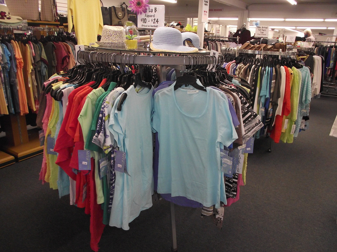 Hampton Falls Fashion Outlet-Hampton Falls必去景点