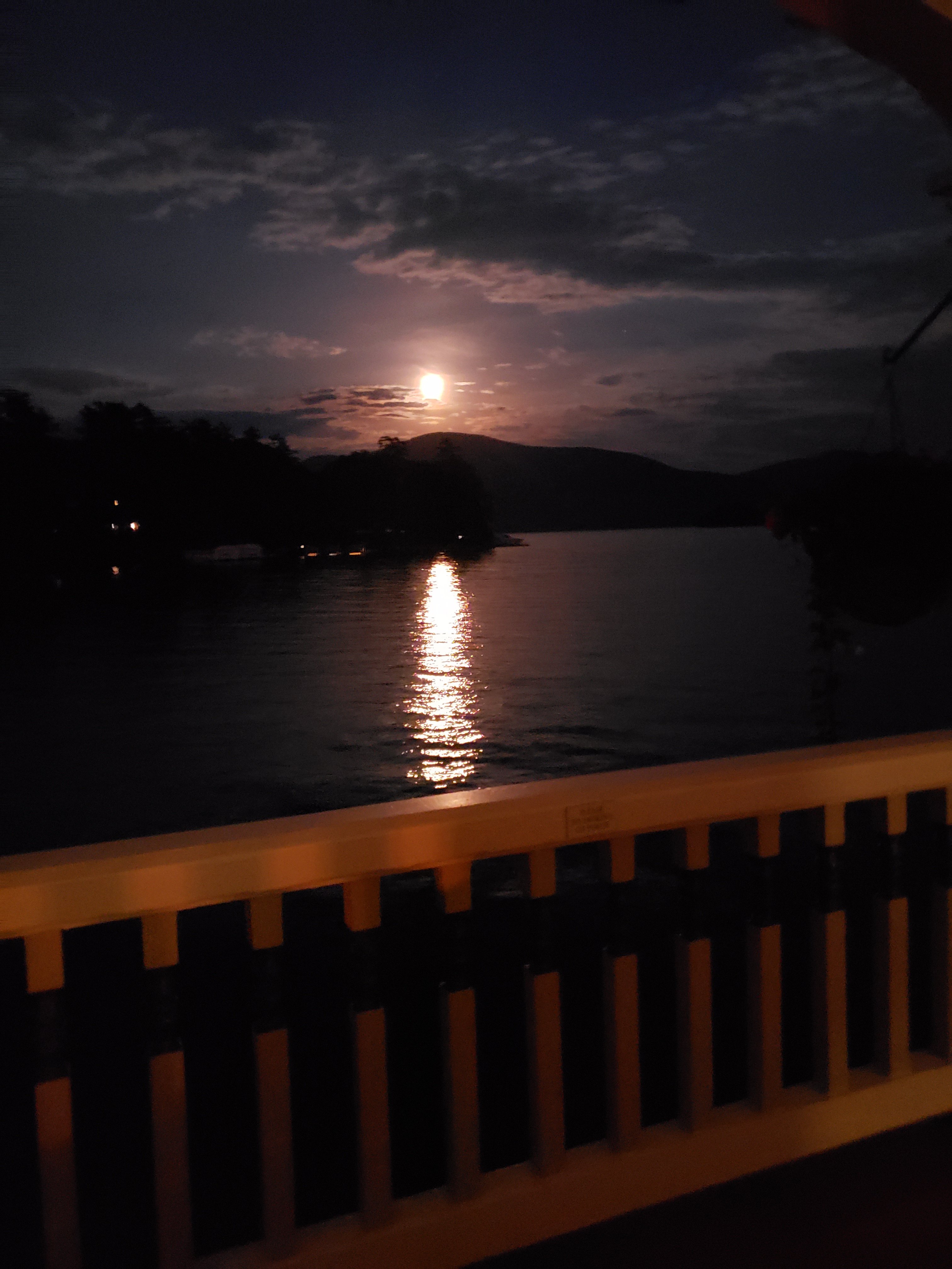 Boathouse Waterfront Lodging-泳池