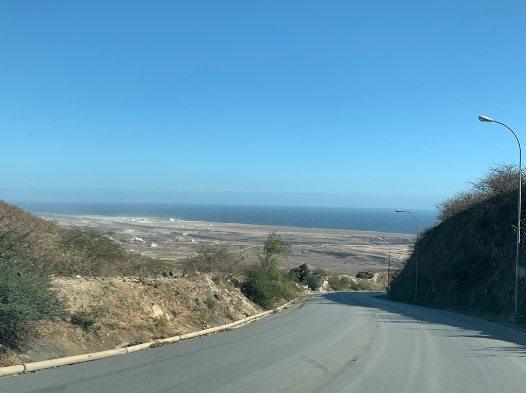 Earth Gravity Controversial-塞拉莱必去景点