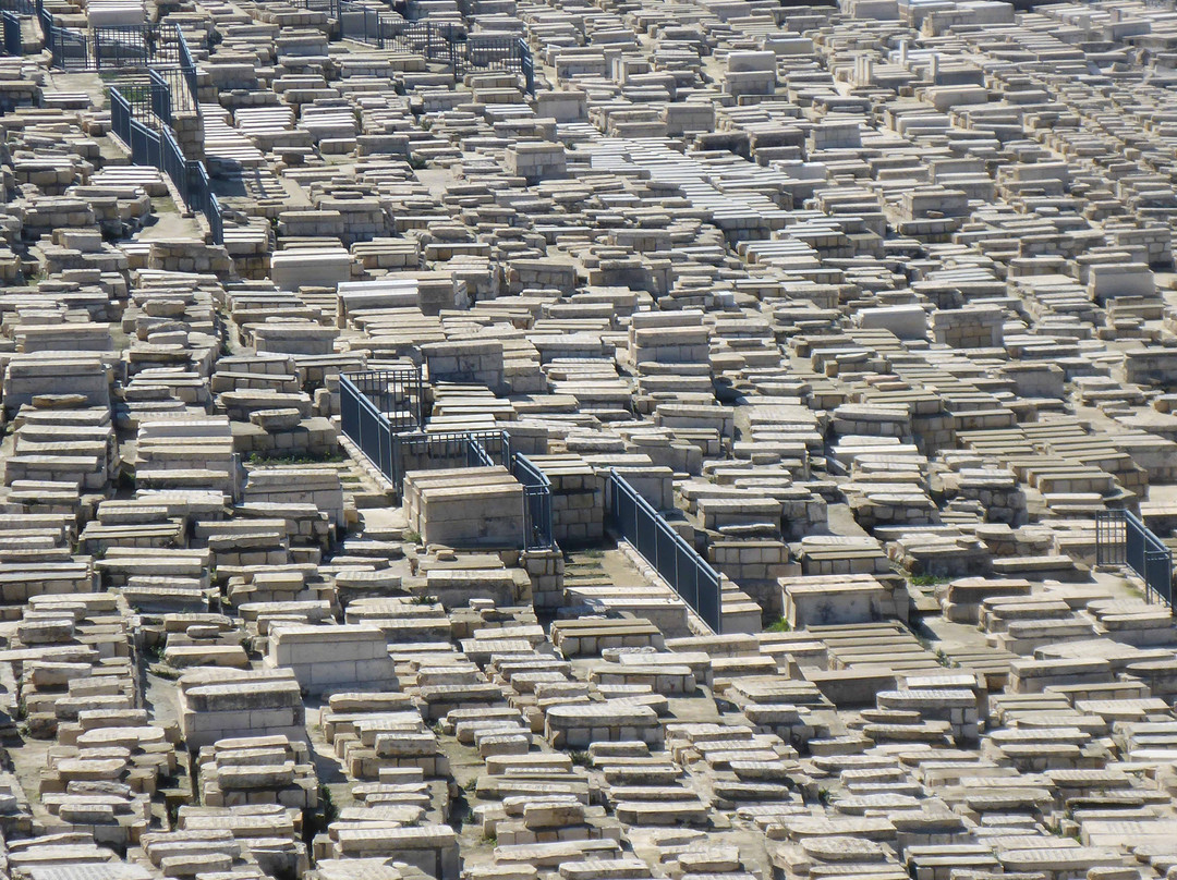 The Jewish Cemetery-耶路撒冷必去景点