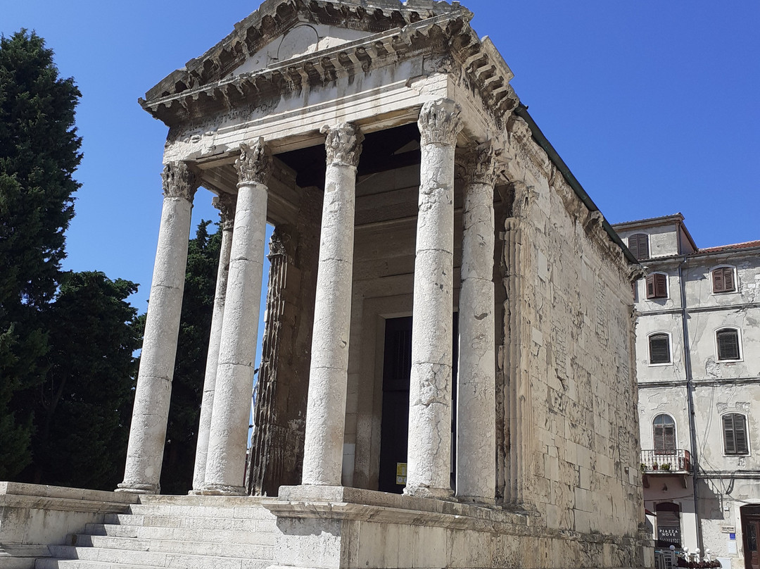 Tempio Di Augusto-普拉必去景点