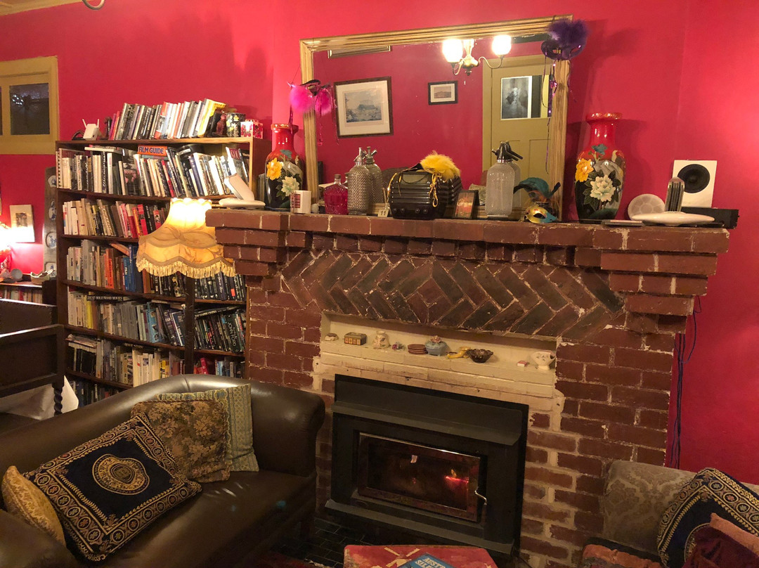 Radio Springs Hotel主图