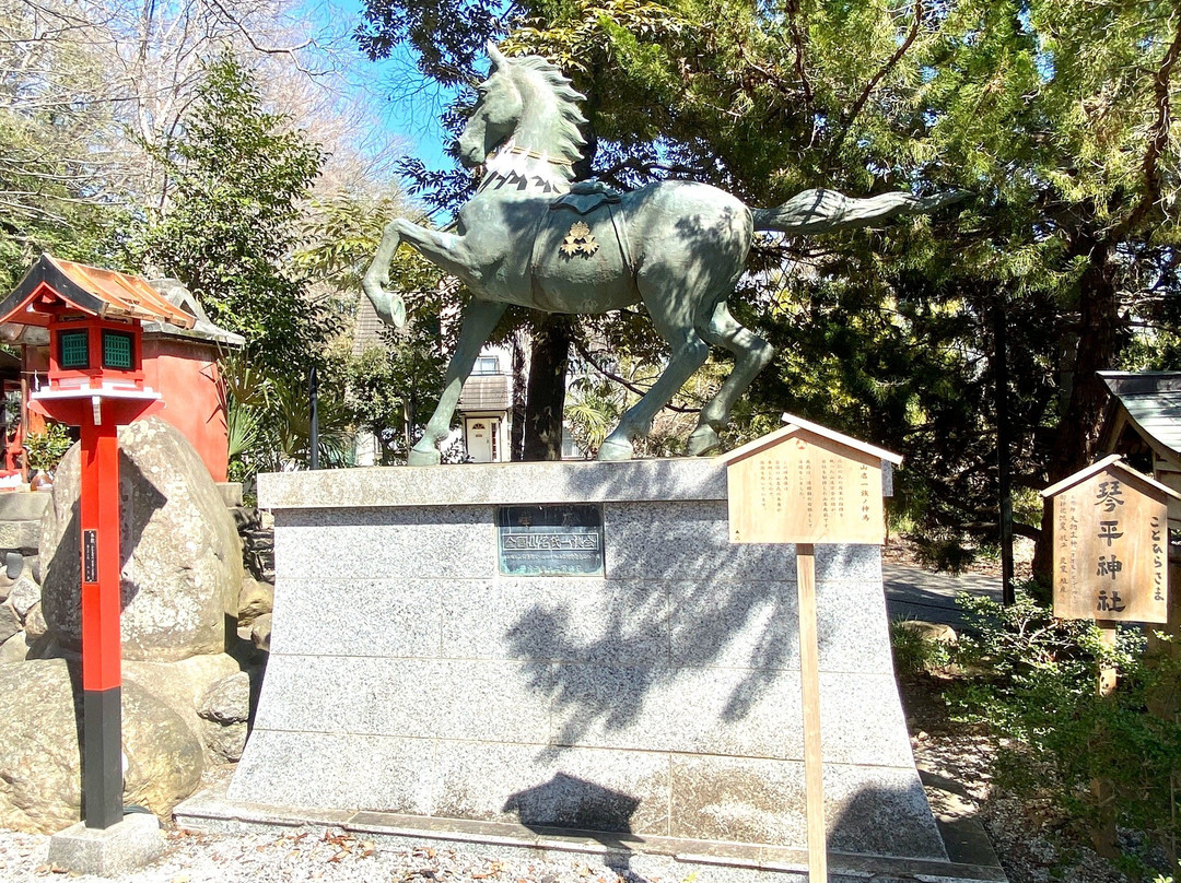 Yamana Hachimangu Shrine景点图片