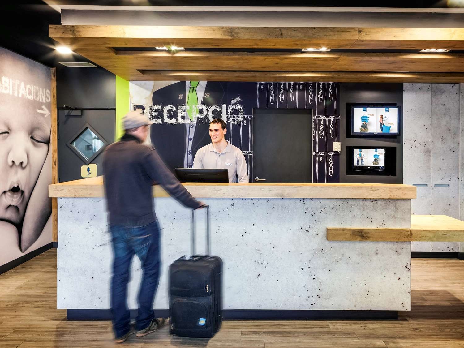 宜必思快捷巴塞罗那圣安德烈斯德拉巴尔卡酒店-官方