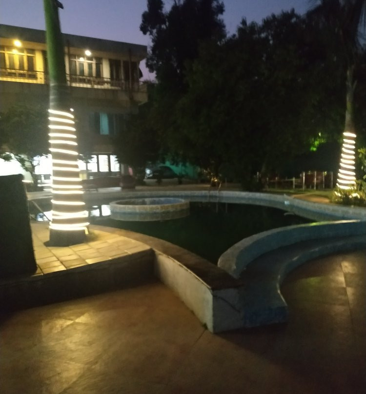 Treebo Trend Dwarkadhish主图