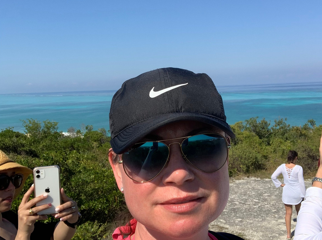 TCI Safari Tours-普罗维登西亚莱斯必去景点